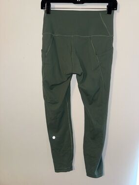 Lululemon Green With Pockets Fast and Free High-Rise Leggings NWOT – Size 8